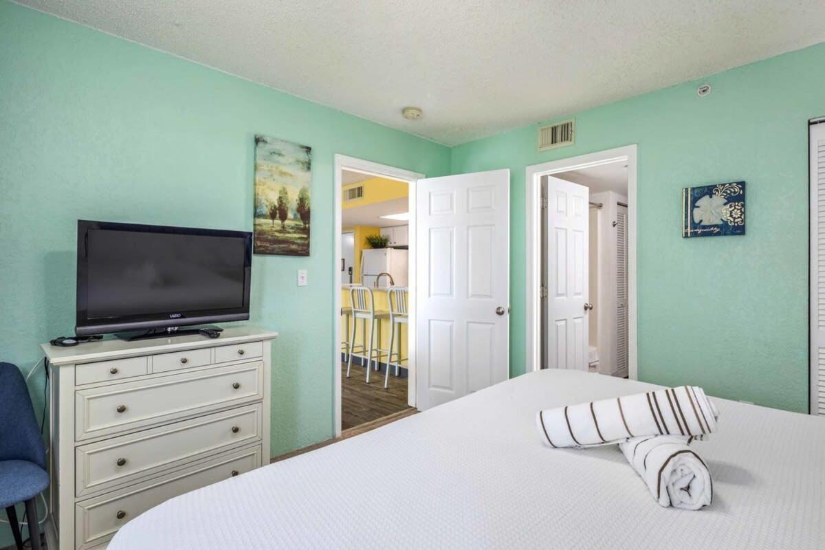 Tortuga Suite At Sunrise Suites Resort - Heated Pool, Hot Tub & Free Parking キーウェスト エクステリア 写真