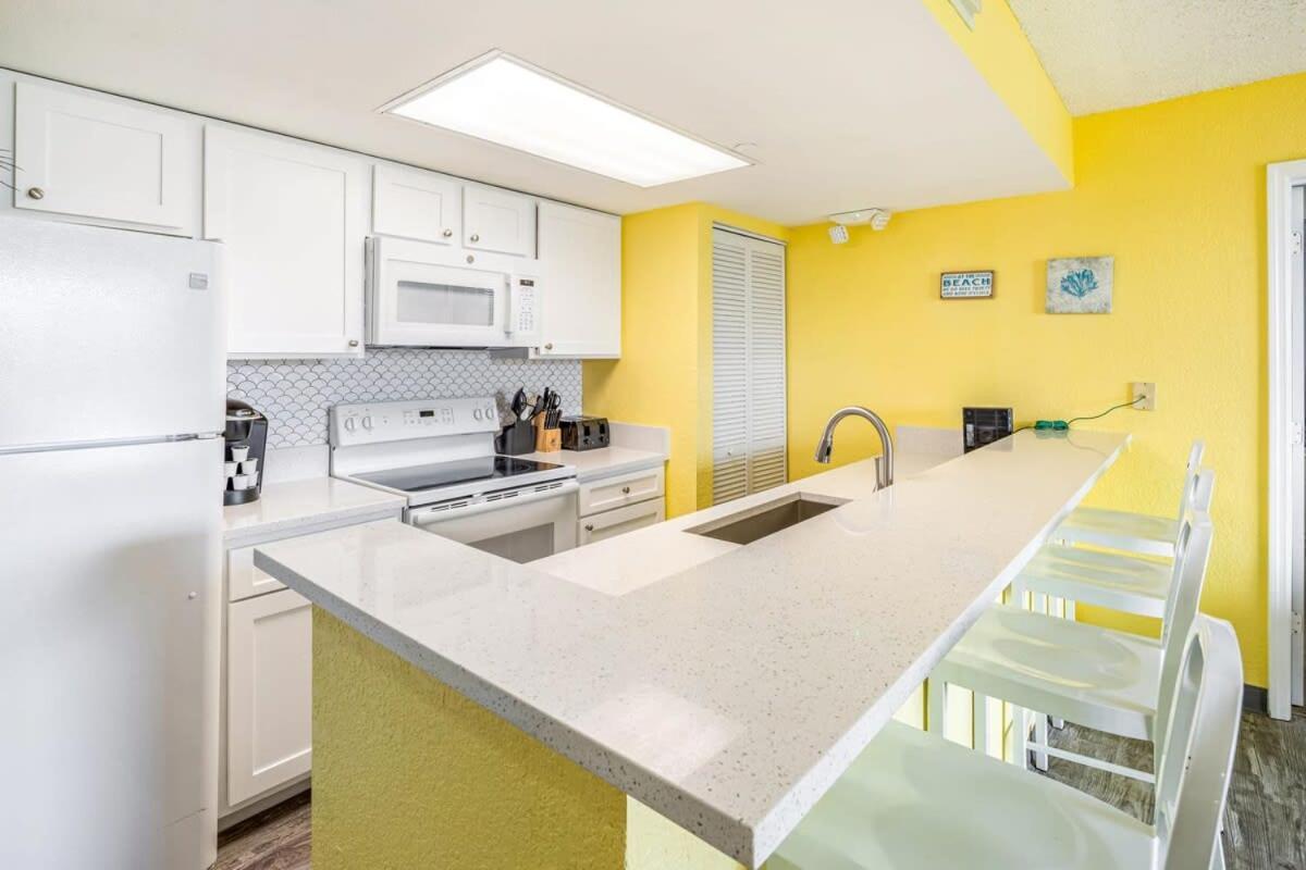 Tortuga Suite At Sunrise Suites Resort - Heated Pool, Hot Tub & Free Parking キーウェスト エクステリア 写真