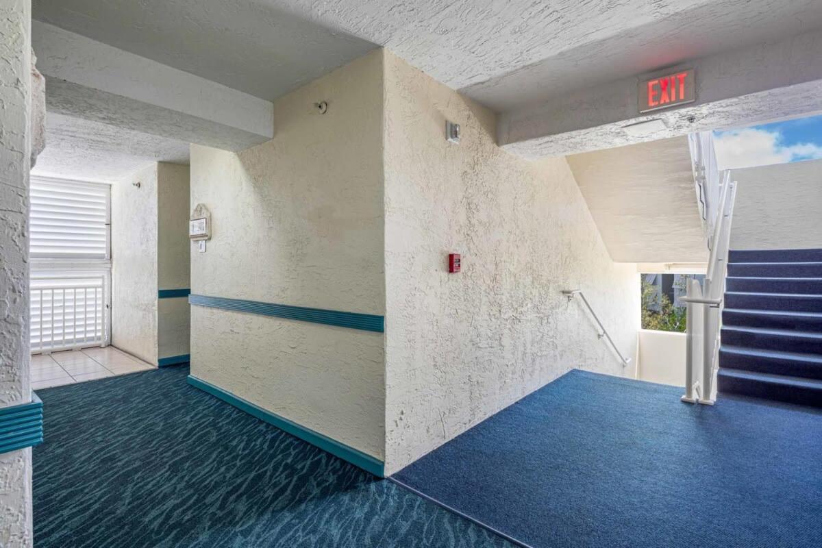 Tortuga Suite At Sunrise Suites Resort - Heated Pool, Hot Tub & Free Parking キーウェスト エクステリア 写真